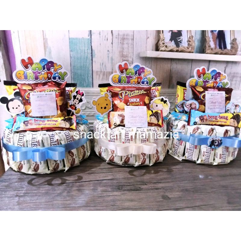 bingkisan ulang tahun / hadiah ulang tahun / hampers ulang tahun/snack tower/ kue ulang tahun