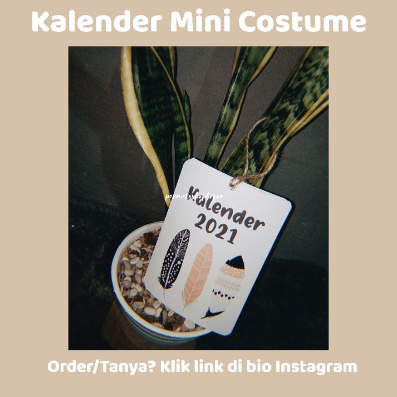 

KALENDER MINI COSTUME