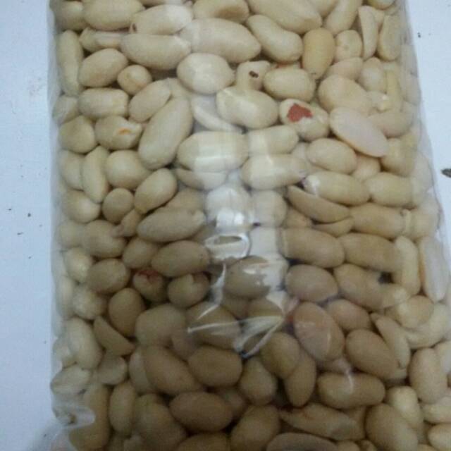 

Kacang kupas uk. besar super 1kg