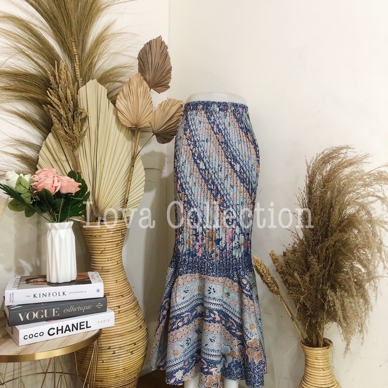 ROK BATIK DUYUNG PLISKET-Lereng Bunga Biru