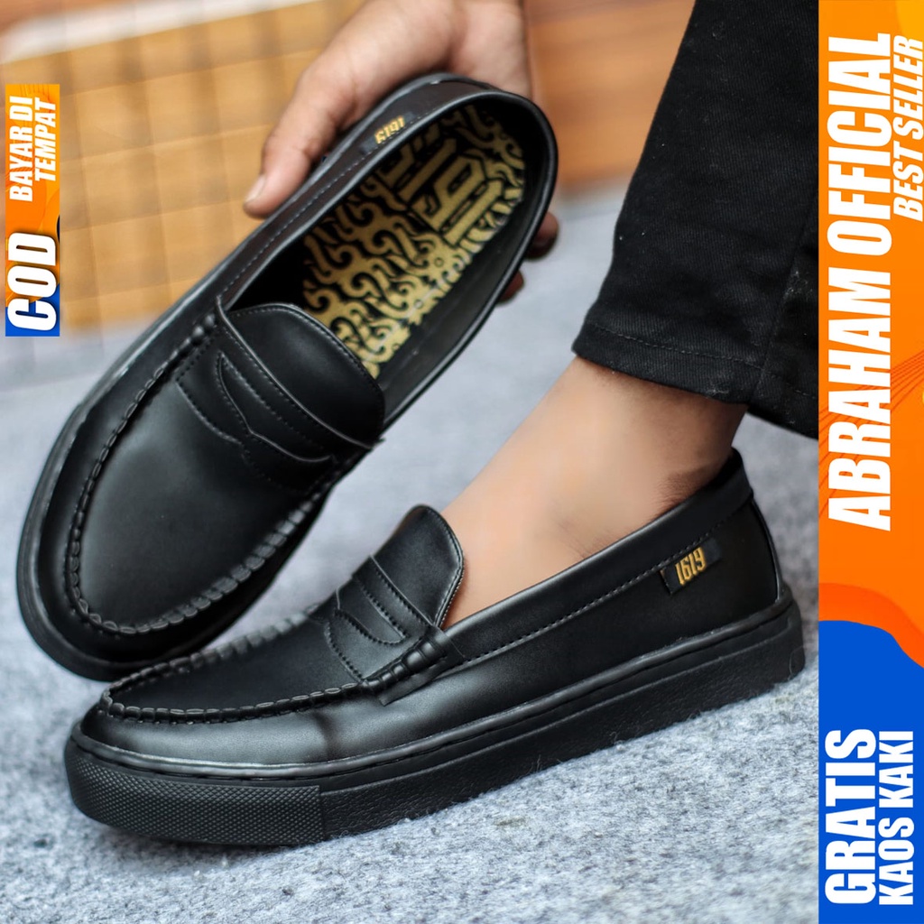 Sepatu Slip On Pria Sepatu Casual Pria Formal Kulit Pu Sepatu Pantofel Kerja Kantor Kuliah Kondangan Sepatu Slop Pria Sepatu Hitam Pria TRAVIS ABRAHAM