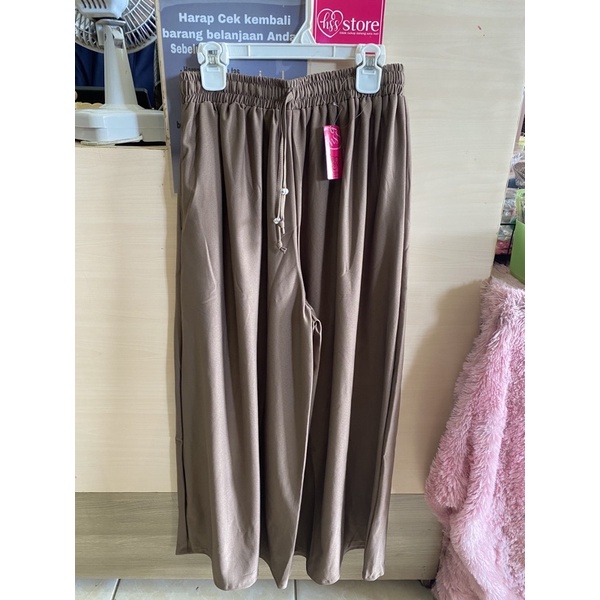 DAILY KULOT JUMBO // UMBRELLA KULOT // CELANA PANJANG WANITA-Coffe