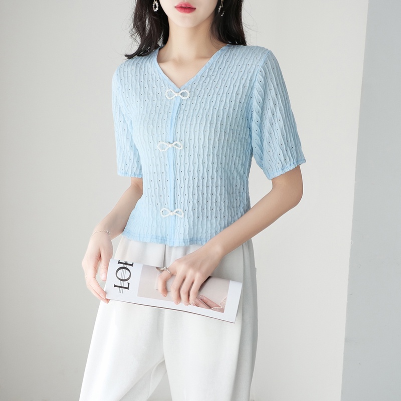 【Elegant】Soft Knitted Solid Faux Pearl Decor V-Neck  T-Shirt  7378