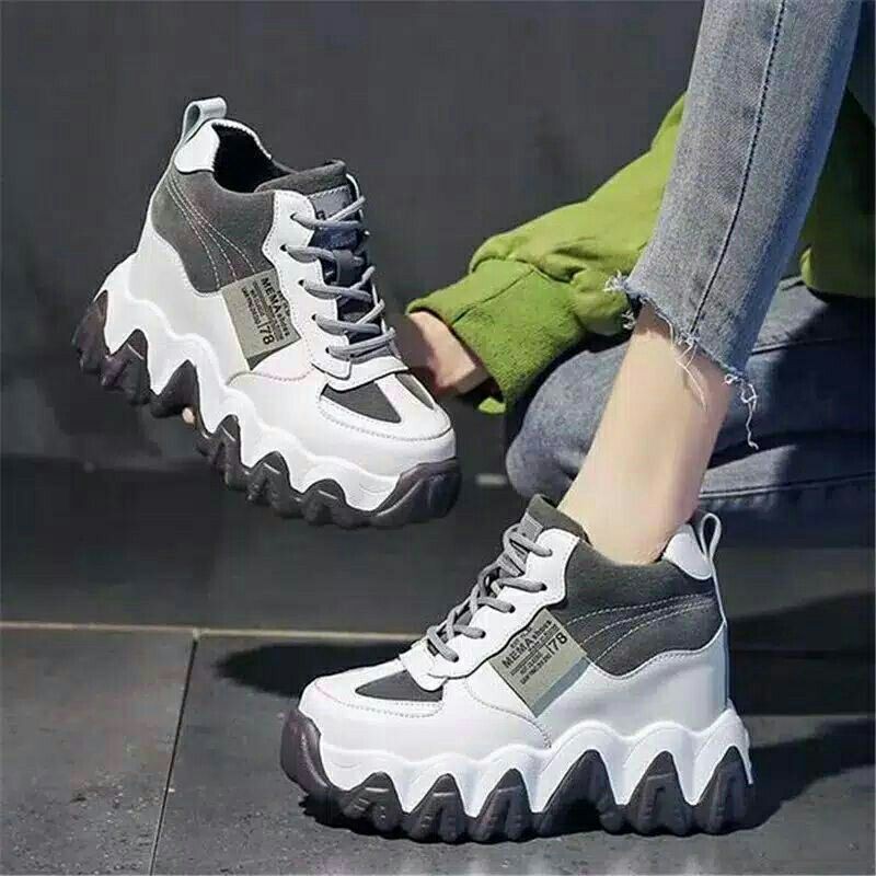 sepatu sneaker wanita sport hitam abu merah