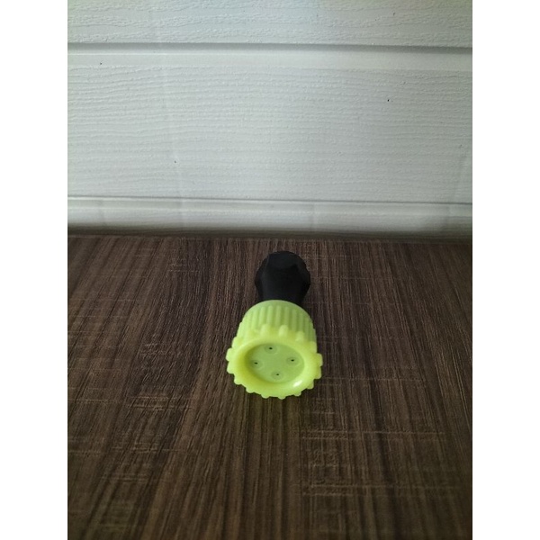 Nozzle plastik sprayer 4 lubang lurus