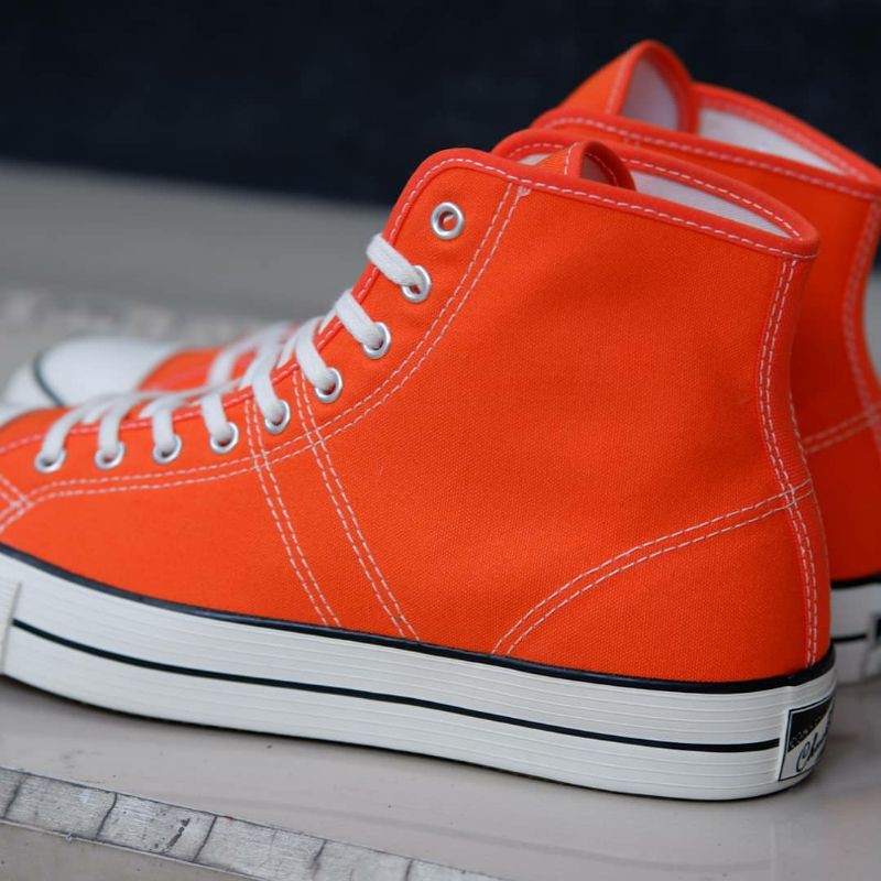 Converse Lucky Star Hi Bold Mandarin