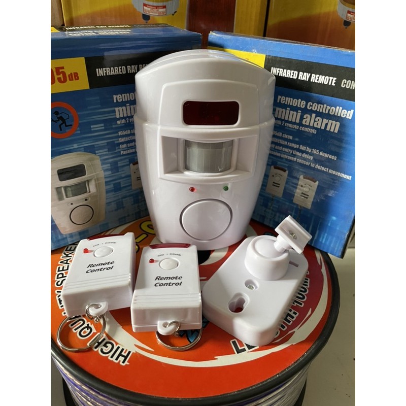 MINI ALARM 2 REMOTE CONTROLS 105db siren