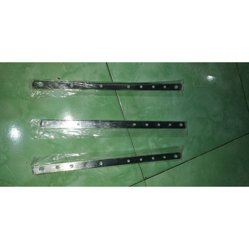 

Penggaris pangkon knalpot