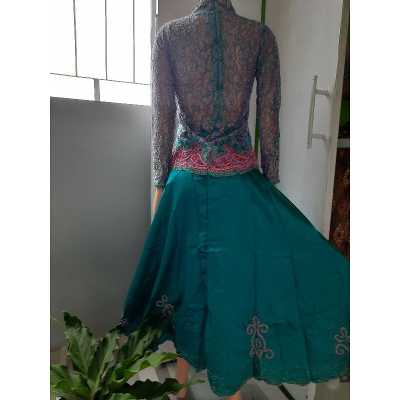 STELAN KEBAYA JODA