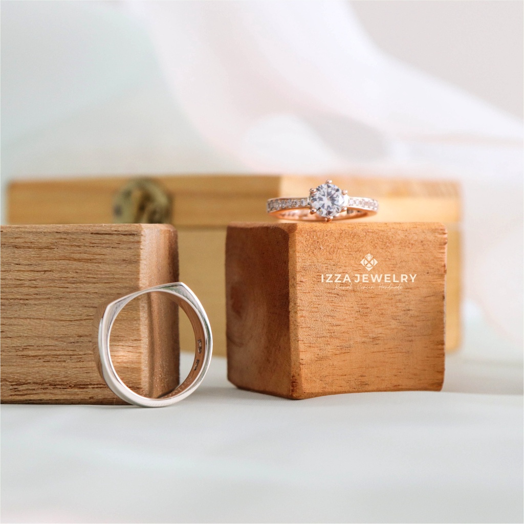 Cincin Nikah Platinum 10% dan Emas Kuning 25% Lamaran Tunangan