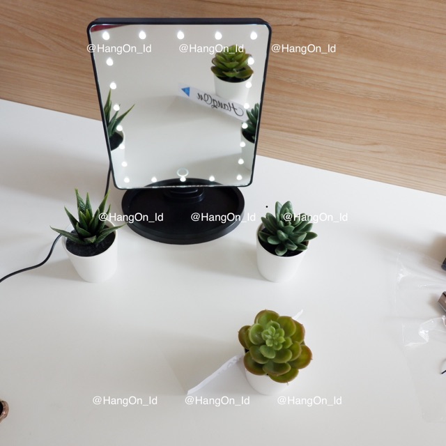 Cermin kaca LED Mirror with LED Light Lampu makeup high quality
