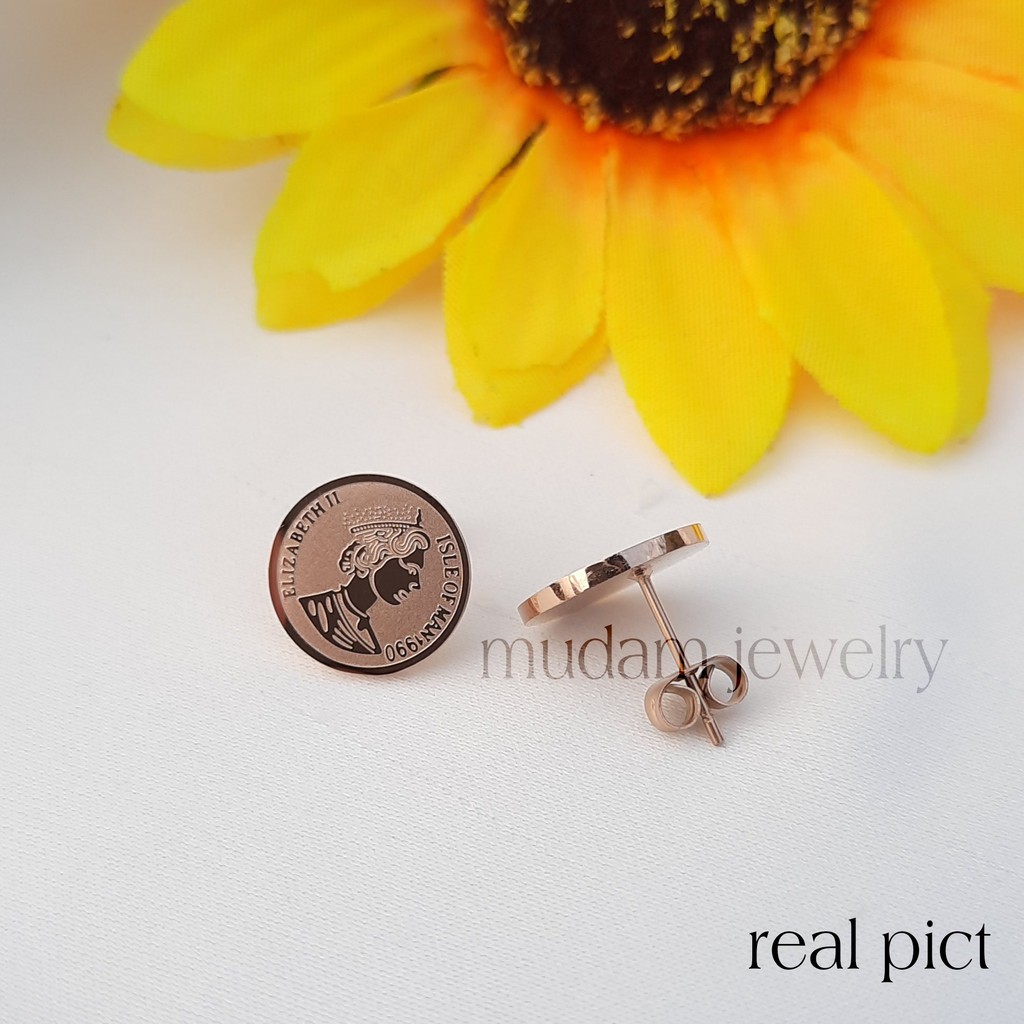 Anting Tusuk Titanium Vintage Queen Coin Tersedia Warna Rose Gold dan Gold