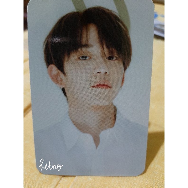 Photocard/PC Photobook Holiday Yizhiyu Lucas wayv (Lucas jumatan)