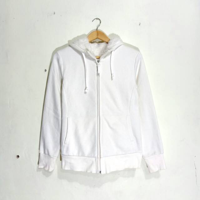 jaket zip hoodie Uniqlo sherpa white L original second