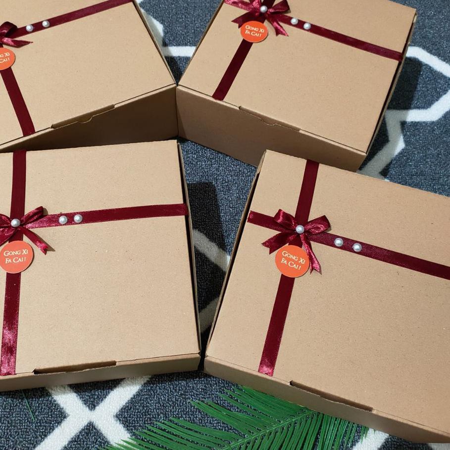 

Harga Murah ✼ Box Hadiah Hampers Edisi Imlek CNY size 20x20x10 cm''