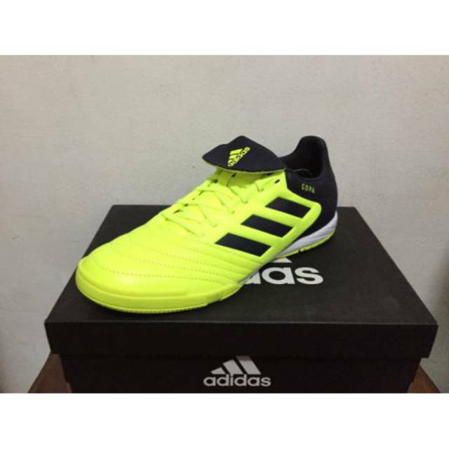 Termurah Sepatu Futsal Pria Adidas Copa Tango 17.3 IN Original