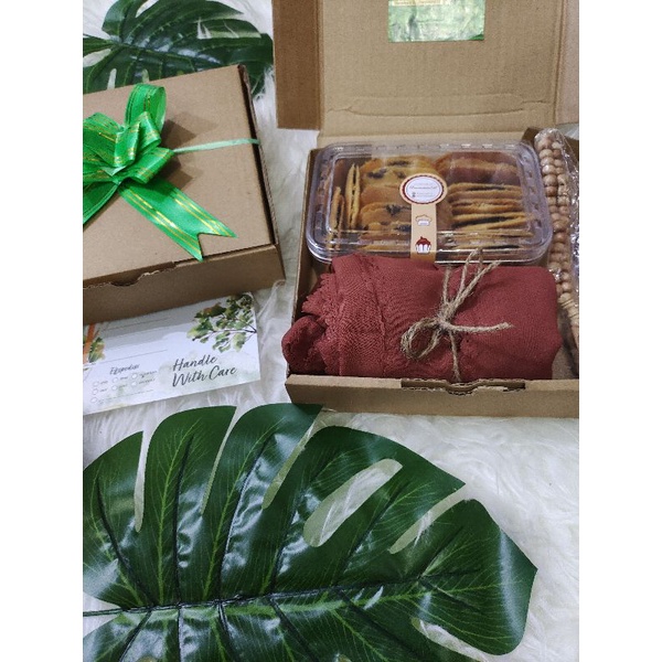 

HampersLebaran-Aliya/Aliya-Hampers