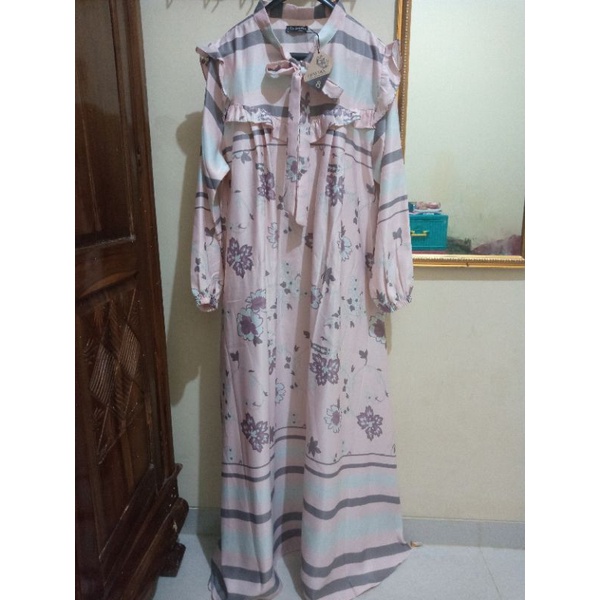 gamis zhafira ogura