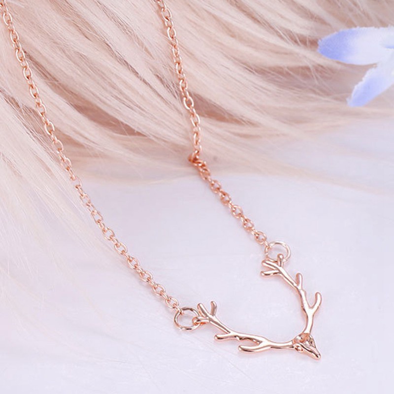 Women Tiny Cute Deer Horn Necklace Simple Elegant Horn Necklace Pendant Jewelry