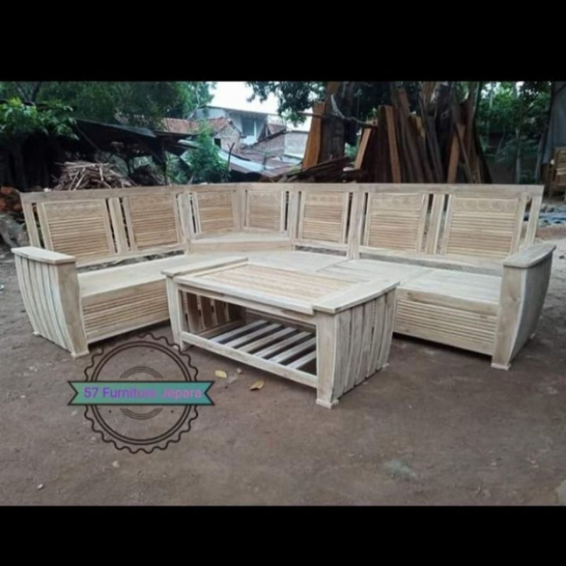 Kursi tamu pojok ruangan sudut kayu jati mentahan