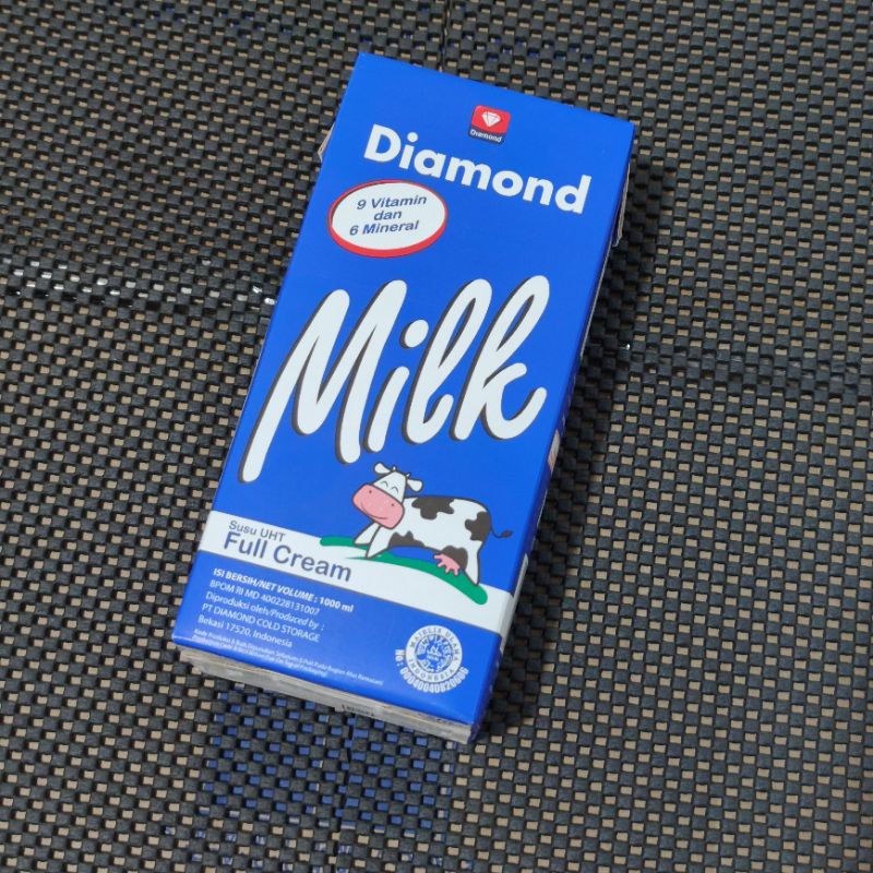 

susu uht DIAMOND full cream 1 liter