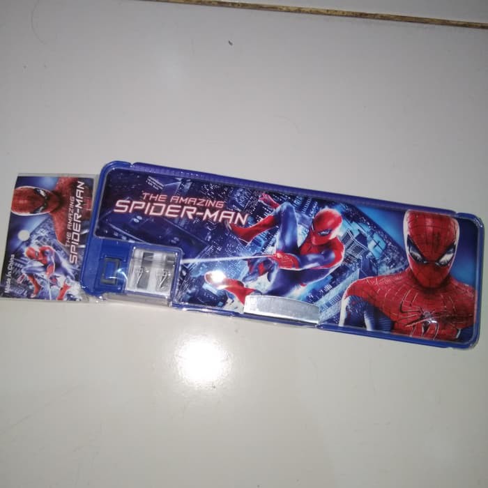 

Kotak pensil magnet 2 sisi motif spaidermen