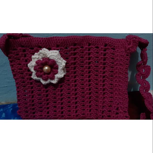 Tas selempang rajut anak