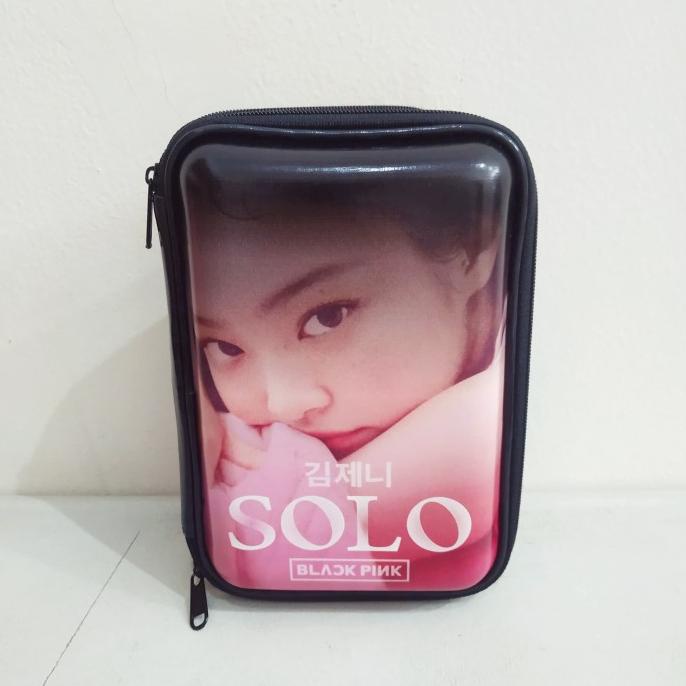 

BISA COD Hard Pencil Case / HPO Jennie solo/TEMPAT PENSIL AESTHETIC/TEMPAT PENSIL ANAK PEREMPUAN/TEMPAT PENSIL LUCU/TEMPAT PENSIL 3D/TEMPAT PENSIL TRANSPARAN/TEMPAT PENSIL LUCU/TEMPAT PENSIL KOREA/TEMPAT PENSIL KAIN/TEMPAT PENSIL KALKULATOR