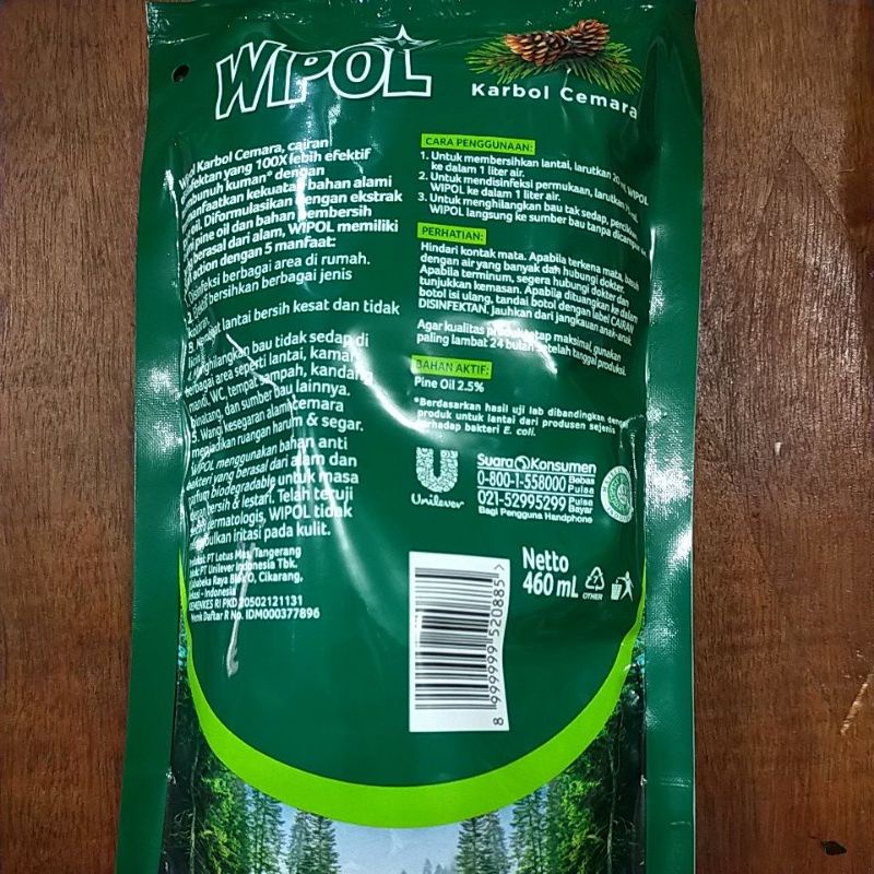 wipol karbol cemara 410ml refill