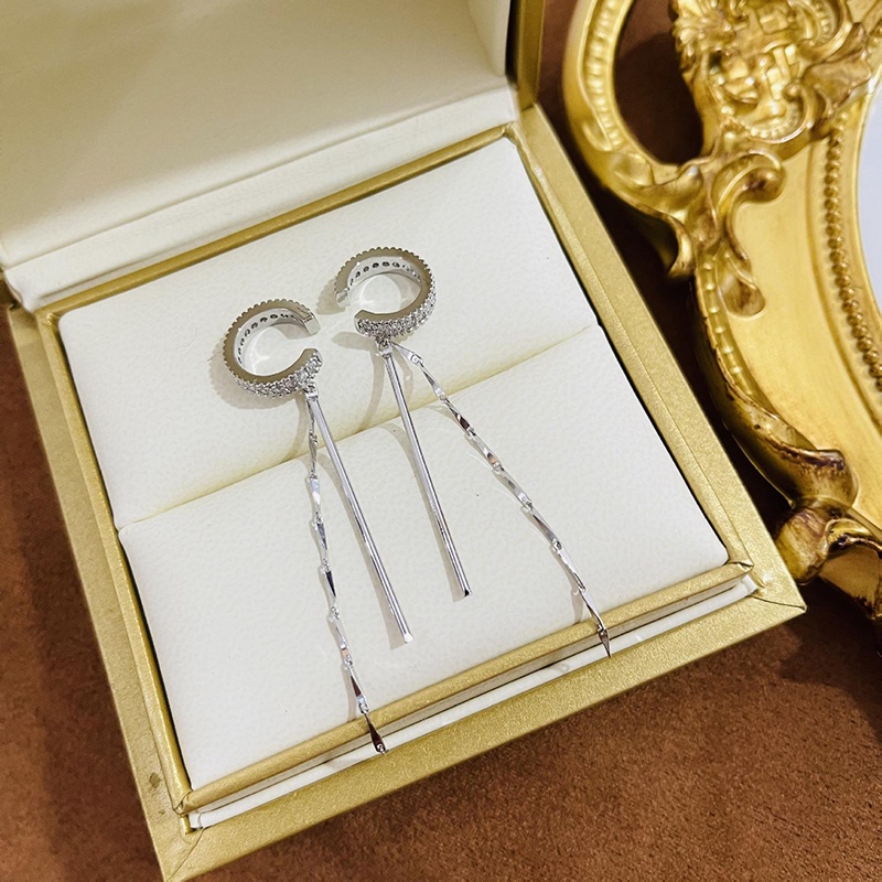 1 Pc Anting Rumbai Panjang Aksen Berlian Imitasi Untuk Wanita