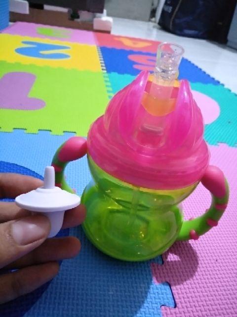 Bosu171 Botol Sedotan Nuby Grip Flip N Sip Twin Handlecup 240ml Straw 10254 Weight Straw