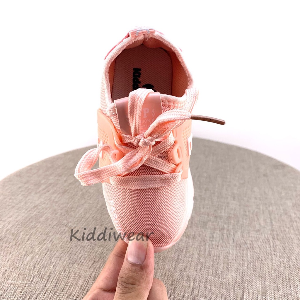 (Kiddiwear) Sepatu anak Led MBK06