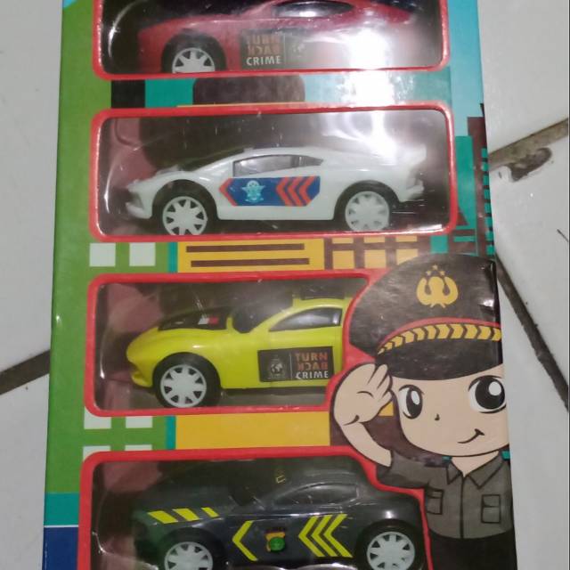 Mainan mobil polisi mini