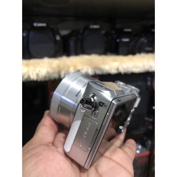 kamera mirorles nikon j5 wifi like new normal siap pakai