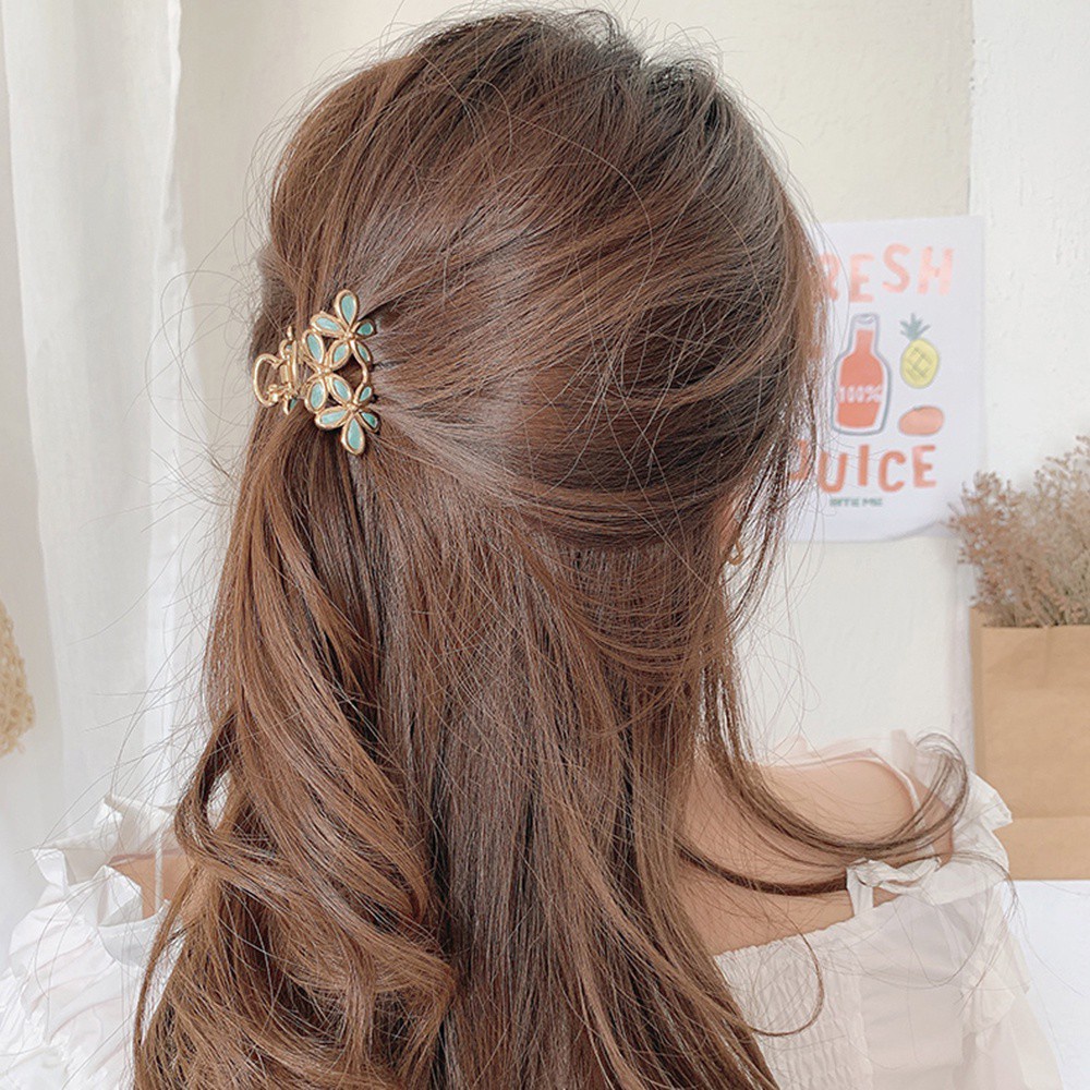 Jepit Rambut Bentuk Bunga Nanas Bahan Metal Anti Slip Aneka Warna Untuk Wanita