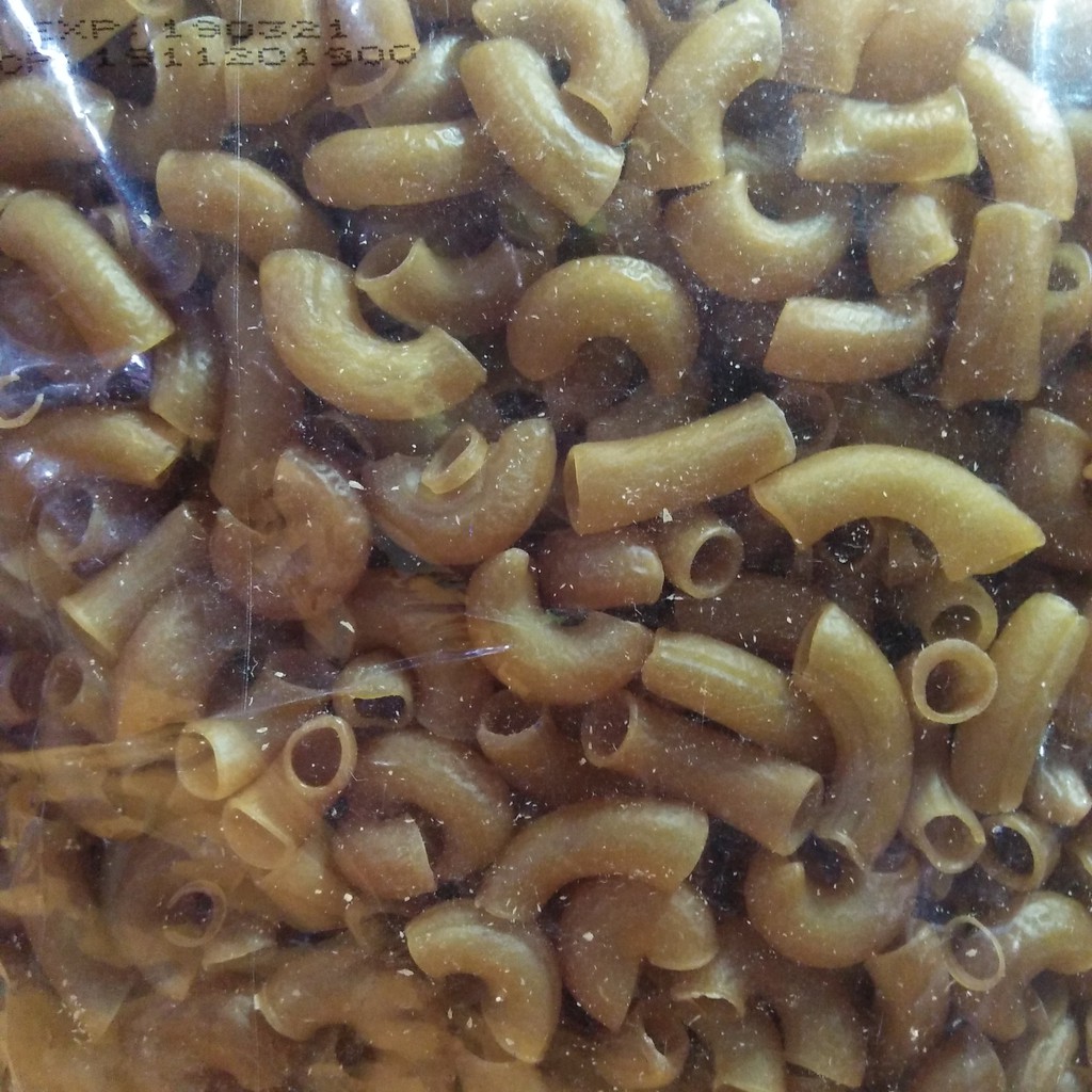 

macroni mentah
