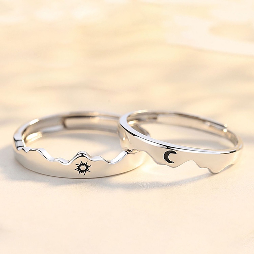 2pcs / set Cincin Pasangan Model Terbuka Desain Bulan Dan Matahari Warna Silver Untuk Hari Valentine