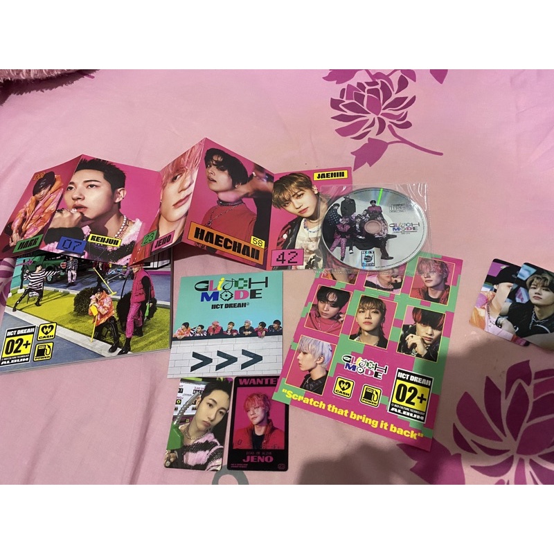 Unsealed official NCT Dream photobook album-  Glitch Mode Mode (Glitch vers) fullset with Renjun pc 