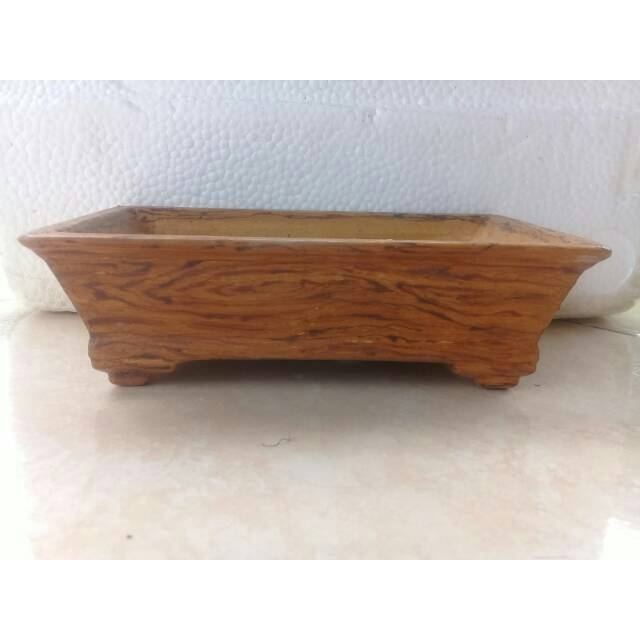 Pot bonsai motif kayu Shopee Indonesia Pot bonsai motif kayu Shopee Indonesia