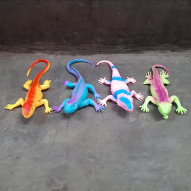 MAINAN HEWAN KADAL UANA UNIK BAHAN KARET BUNYI