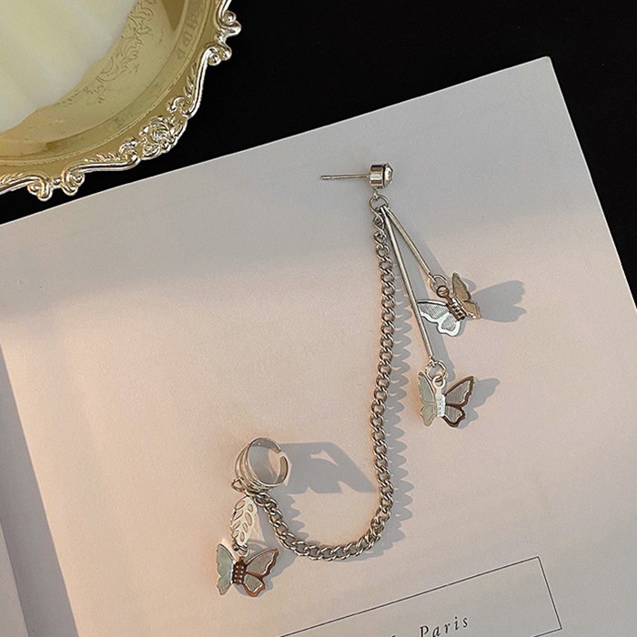 AY(CN) Anting Klip Desain Kupu-Kupu Bintang Asimetris Aksen Mutiara Gaya Korea Untuk Hadiah