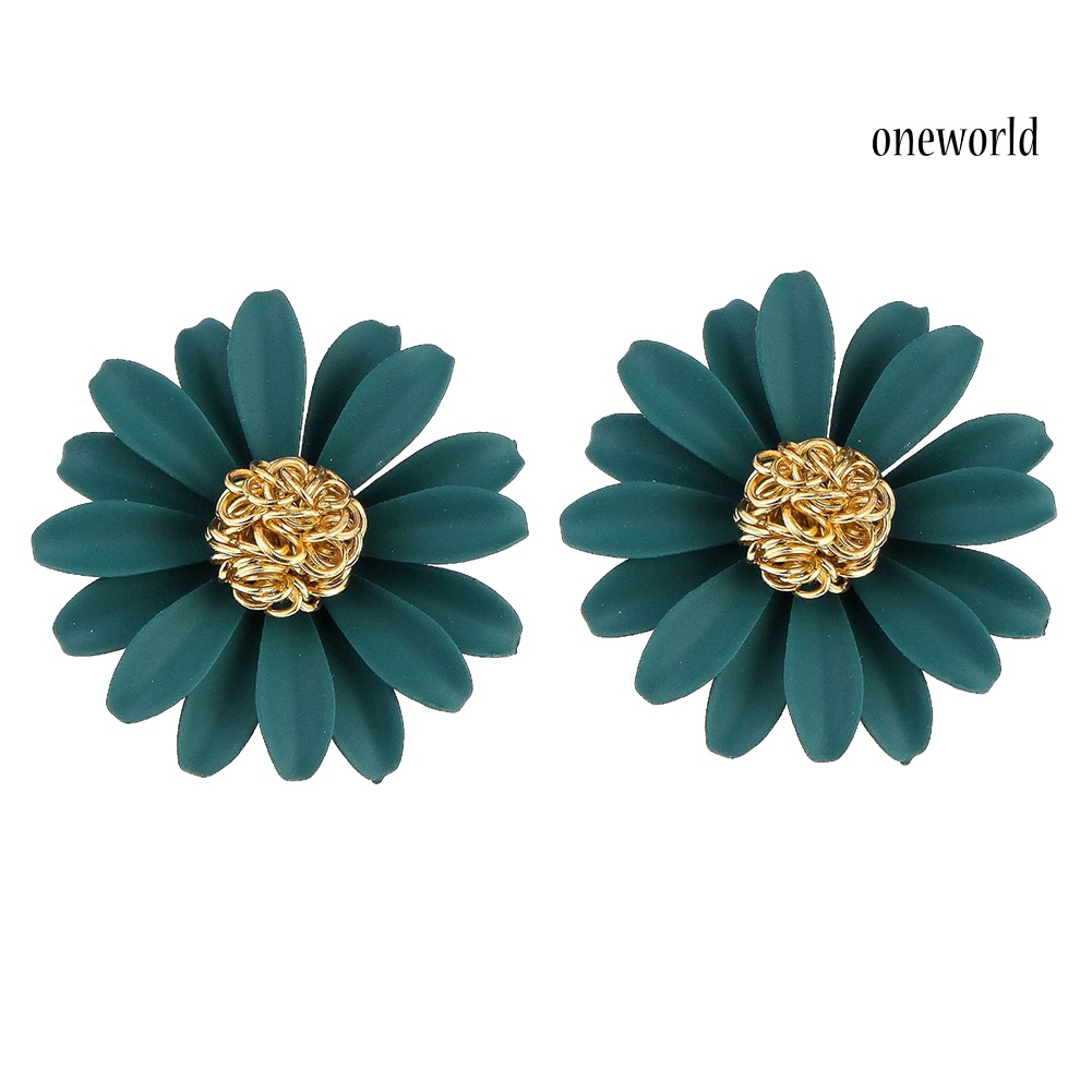 OW@ Women Sweet Daisies Flower Shaped Stud Earrings Jewelry Valentine Day Gift