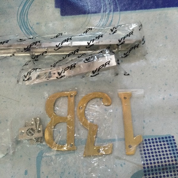 Grendel Tanam Grendel Pintu Kuputarung Minimalis Merek Classic Satin Putih Tahan Karat Bukan Besi