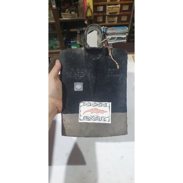 pacul / cangkul cap buaya original