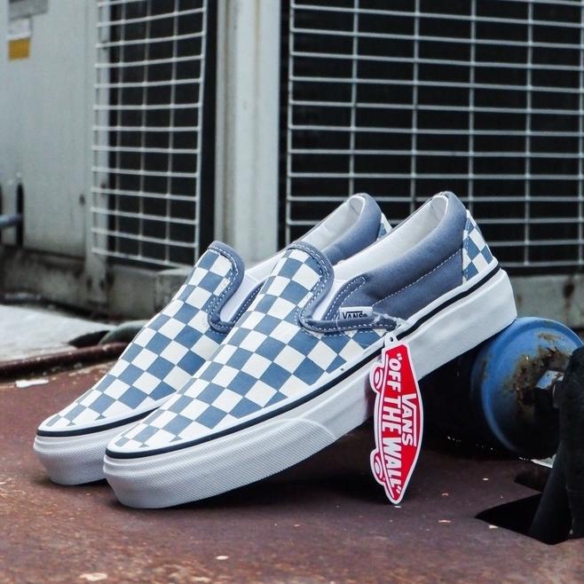 slip on vans blue
