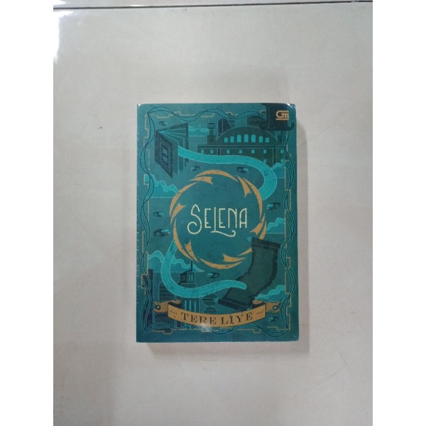 novel original selena