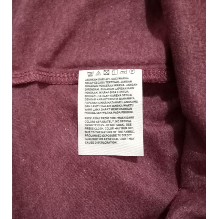 T-shirt UNIQLO/ kaos oblong UNIQLO/ kaos sisa Export/ kaos unisex-4