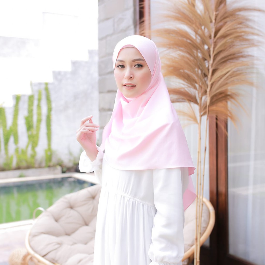 HIJAB JILBAB KERUDUNG PASHMINA SABYAN PREMIUM SATIN VELVET-BABY PINK