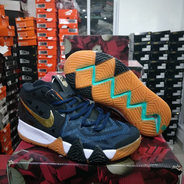 kyrie irving 4 pitch blue
