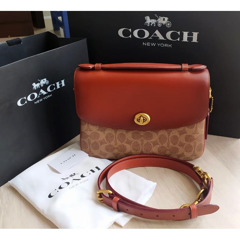 coach cassie signature